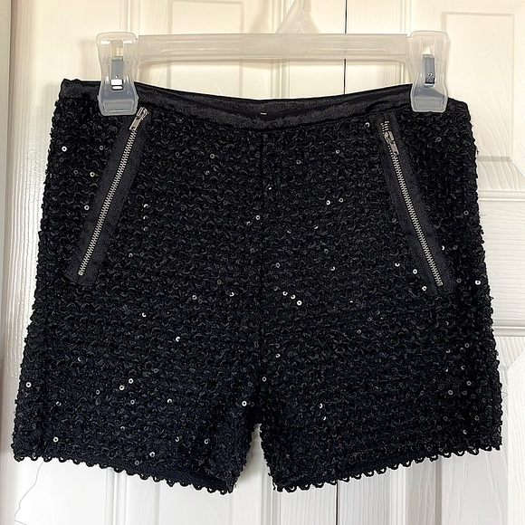 Black sparkly shorts *zippers not pockets - Picture 1 of 1